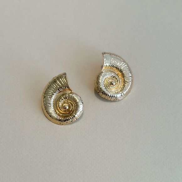 Seashell earrings N1101 - Picture 1 of 3
